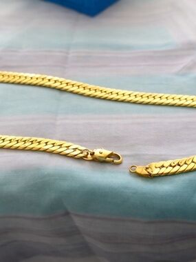 Gold Cuban Link Bracelet 14KG P ✨💛 Elegant